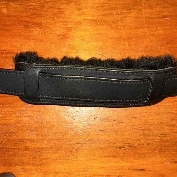 Ugg Australia Mini Crossbody Bag - Picture 7 of 7